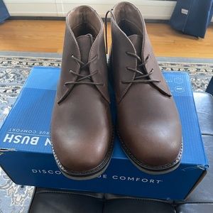 Nunn Bush Lancaster - Brown 10M - Never worn. Leather